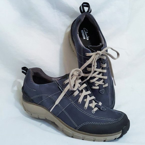 clarks wave trek blue